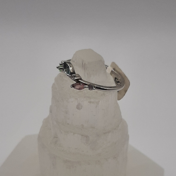 R904 Sterling Silver Vine Ring - Charmed Aroma - Picture 2 of 7